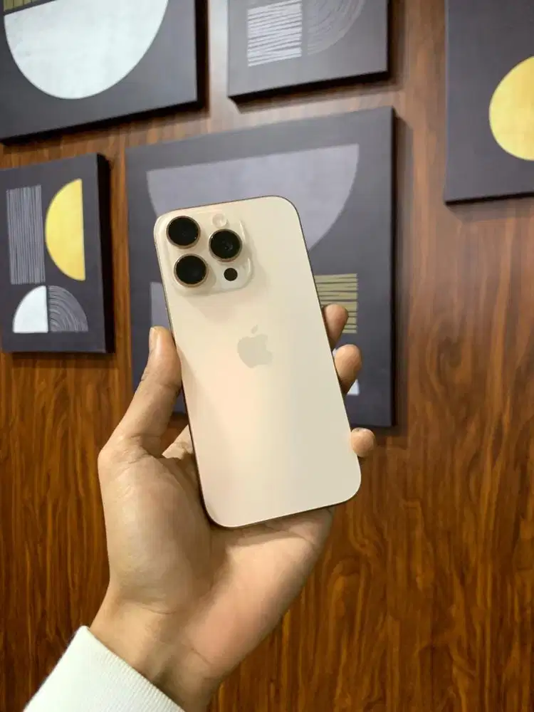 iPhone 16 Pro 128Gb iBox