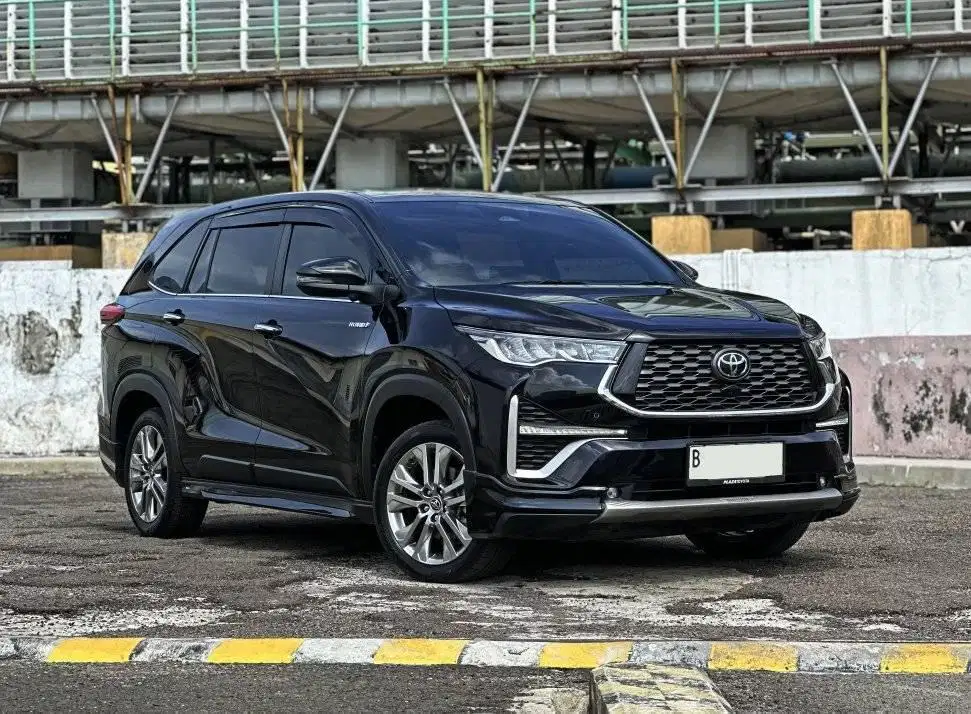 2023 Toyota Innova Zenix 2.0 Q Hybrid Modelista CVT TSS Hitam KM 20rb