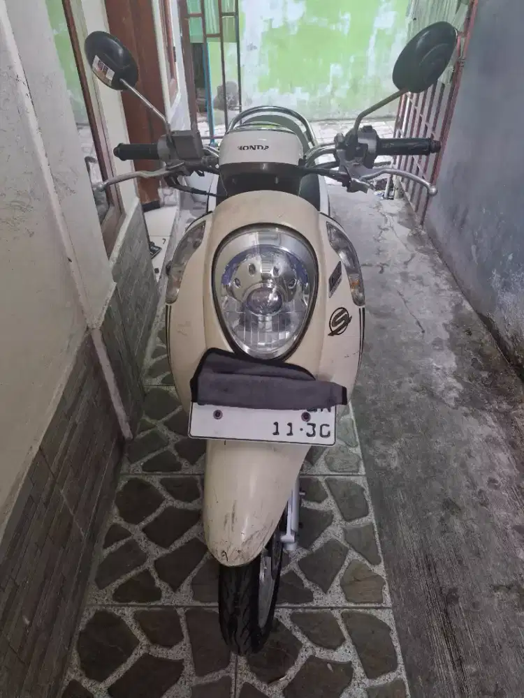 Jual motor Honda Scoopy 2015