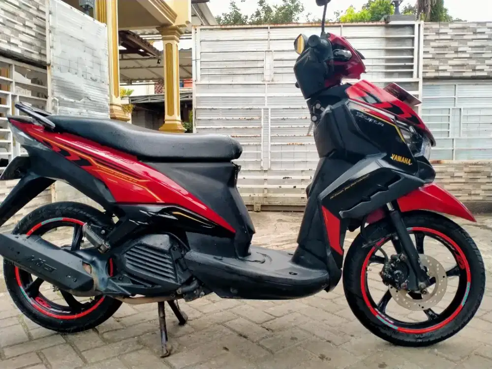 Xeon GT 125 injeksi lengkap motor sehat keterangan detail dibawah
