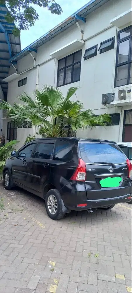 Dijual Mobil Xenia 2015