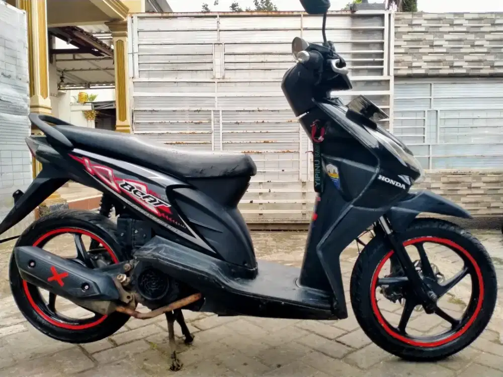 Honda Beat lengkap motor sehat walafiat keterangan detail dibawah