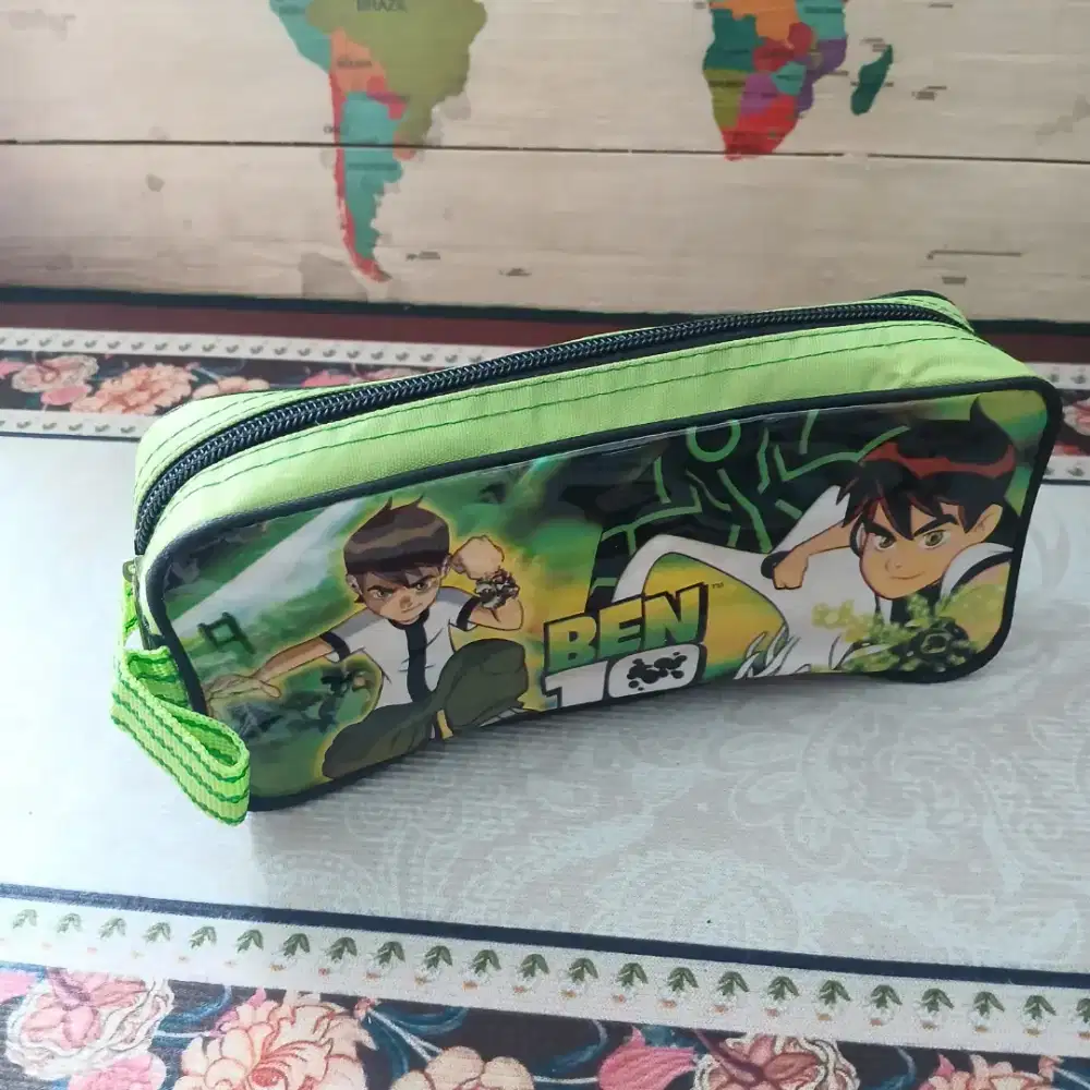Kotak pensil Ben 10, baru