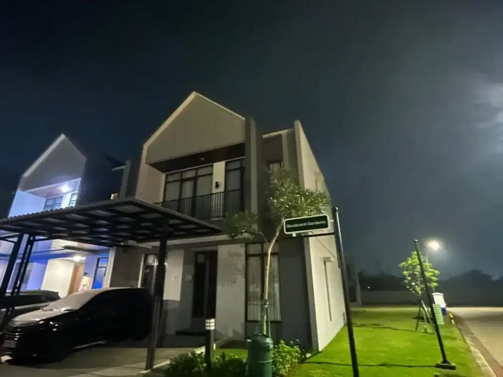 WTS Dijual Rumah Rapi Siap Huni Posisi Hoek di Cluster Gardenia Boulevard Paramount Petals Tangerang