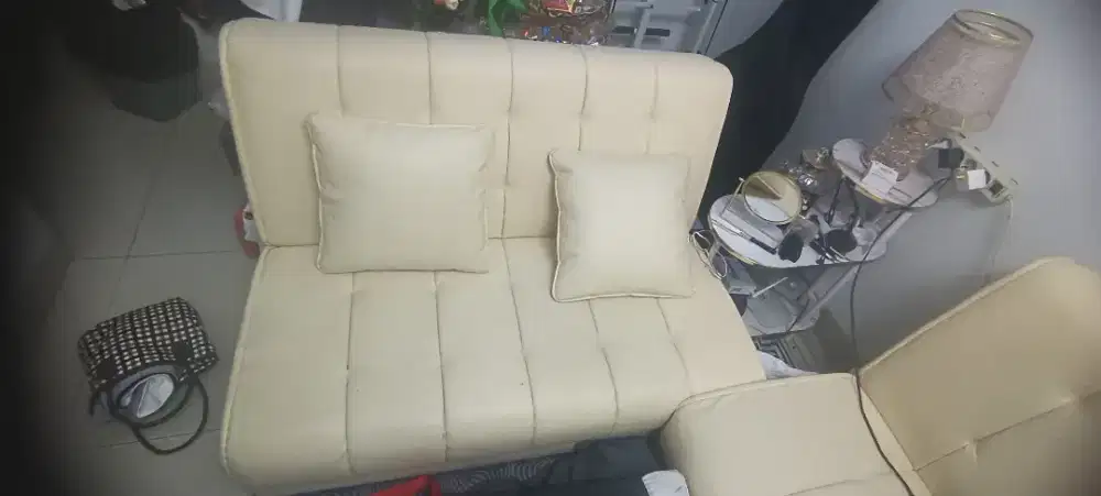 Sofa bed sedang