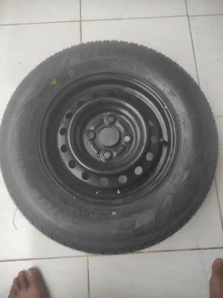 Ban Tubless Goodyear Duraplus R13 165/80 Baru belum pernah terpakai