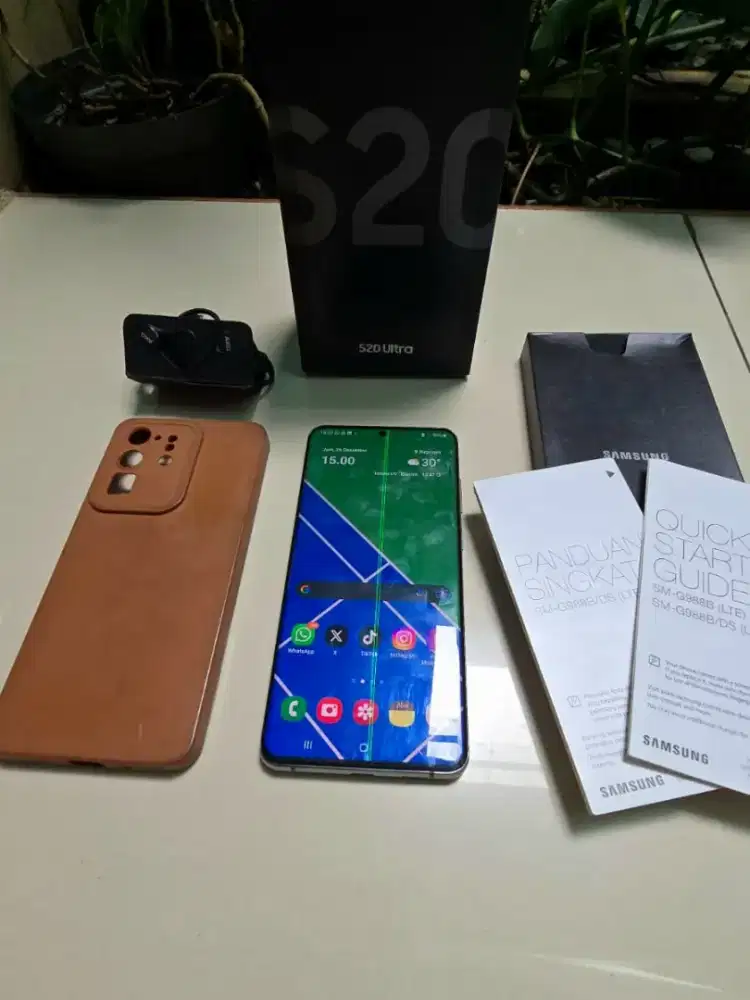 Samsung S20Ultra Minus Ada Garis DiLcd