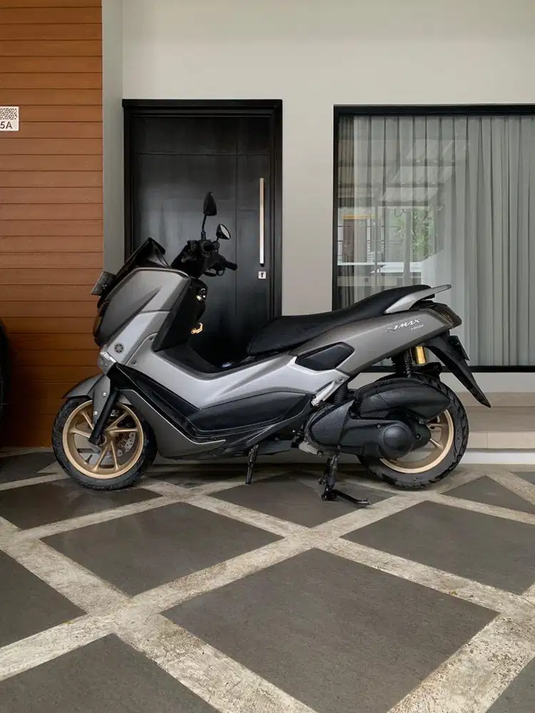 YAMAHA NMAX 2018 PAJAK HIDUP, PLAT DKI, SRT LGKP, MESIN ENAK SIAP PAKE