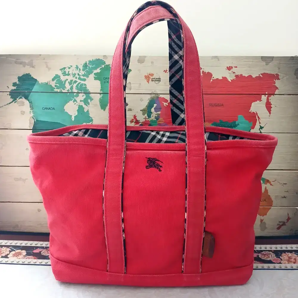 Tas fashion Burberry Blue Label, preloved