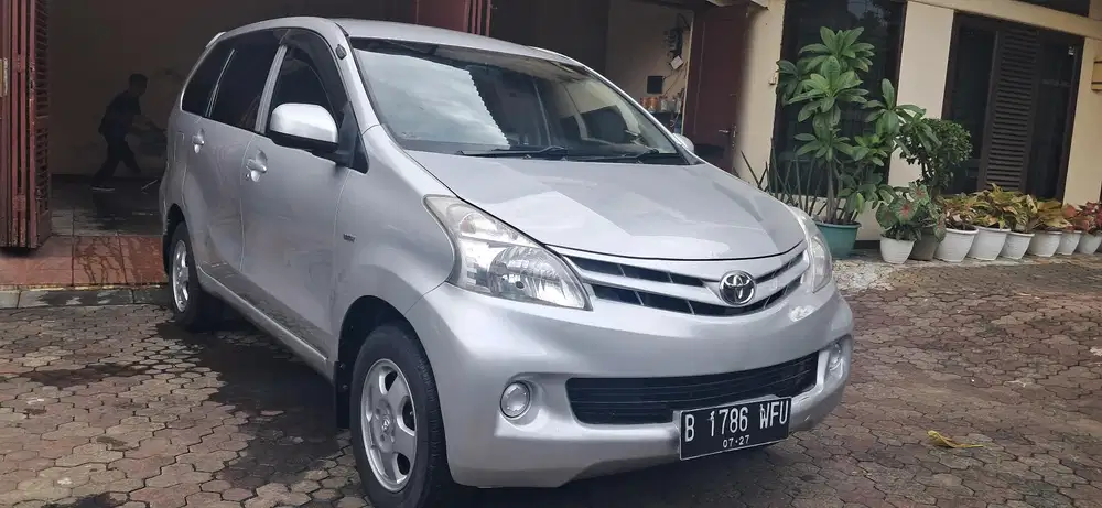 Toyota Avanza 2012 Bensin