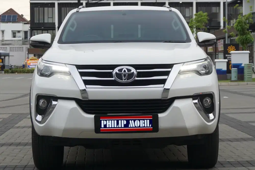 Fortuner VRZ 2018 Putih – Matic Halus, Super Terawat, Siap Pakai