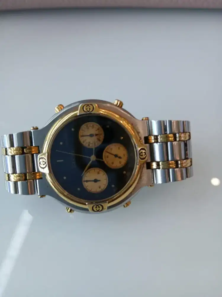 Jam Tangan Gucci