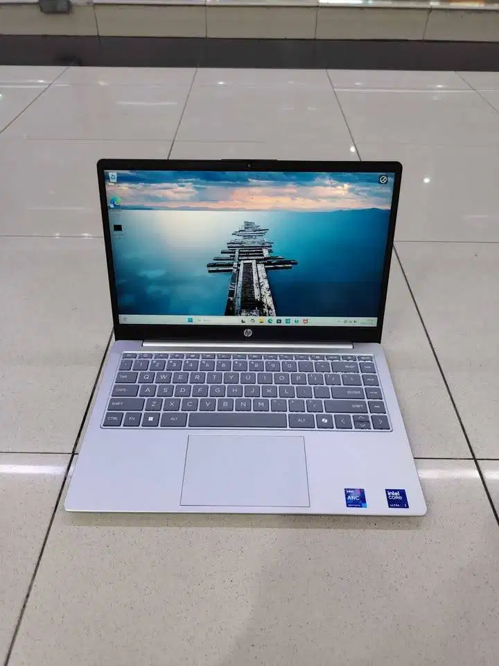 HP 14 EP1225TU Intel Core Ultra 7 155H 16GB SSD 512GB 14′′ W11+OH2024