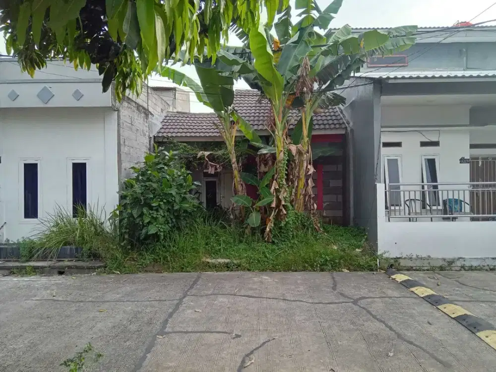 Dijual Rumah bahan murah depan taman di Grand residen city setu