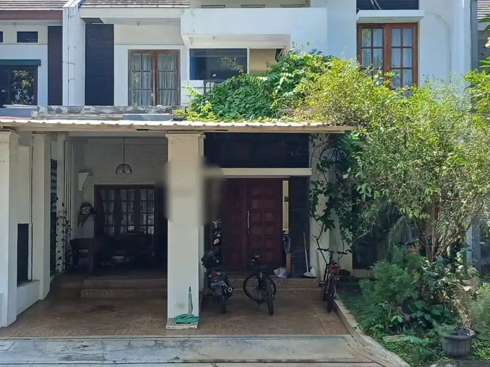 Dijual Rumah 2 Lantai di Grand Wisata