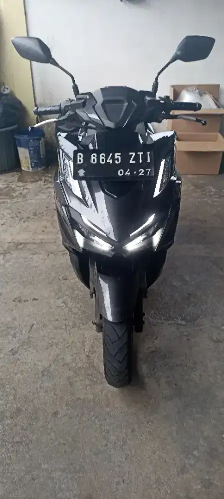 vario 160 ABS hitam metalic tahun 2022