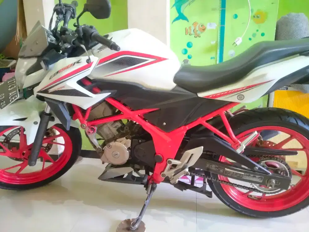 Dijual Honda CB 150 R