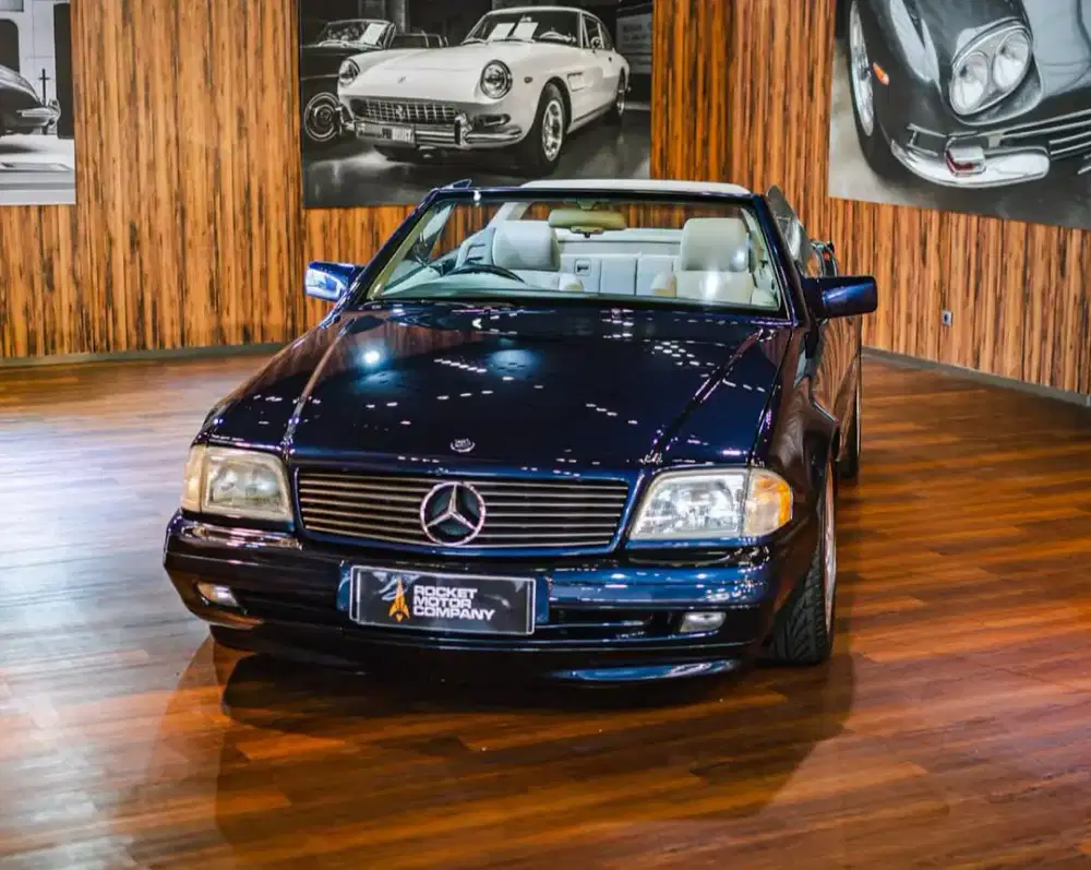 MERCEDES BENZ R107 SL280 RARE