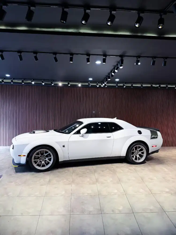 DODGE CHALLENGER SWINGER