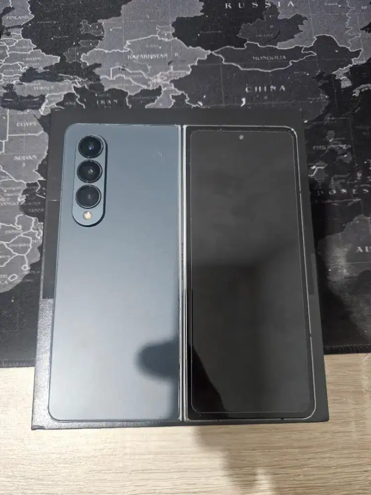 Samsung z fold 4 gray green 256 gb resmi sein likenew