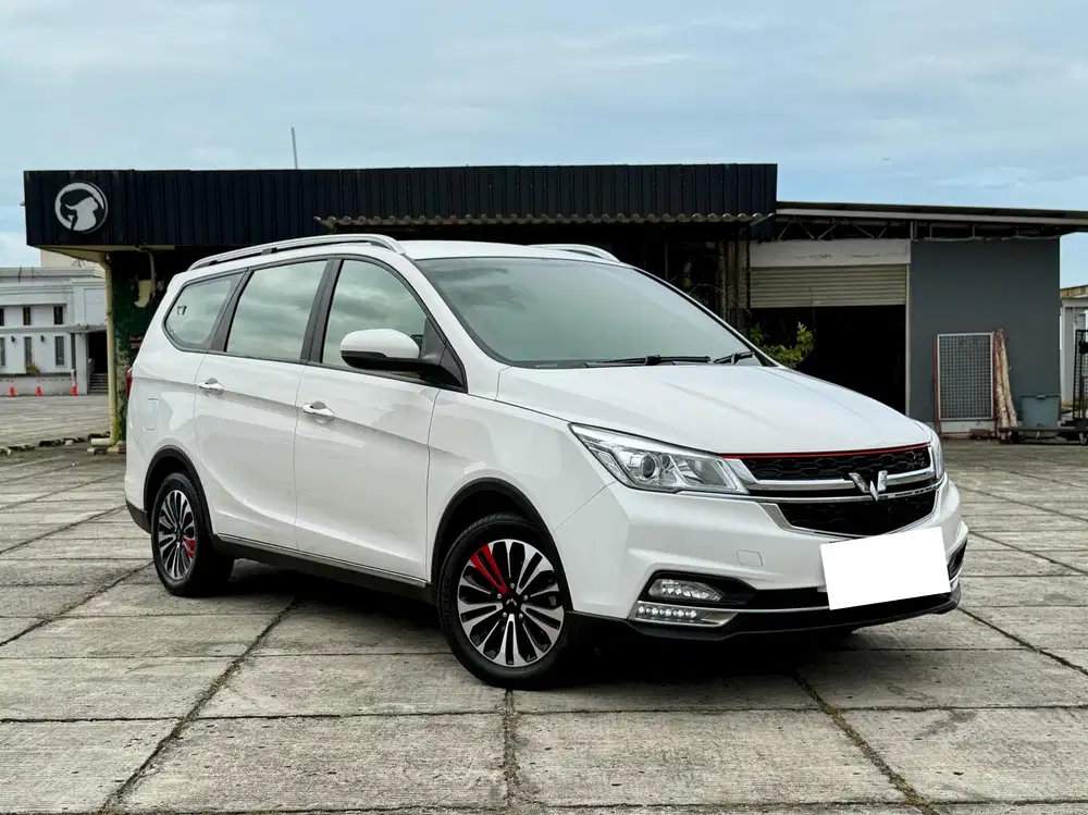 Wuling Cortez Lux AT 2022 Bensin