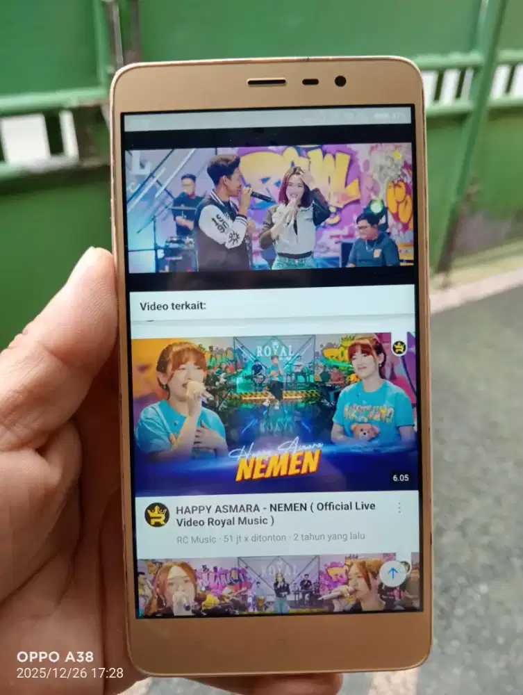 Jual butuh hp redmi note 3 ram 2/16 gb kondisi normal minus pemakaian