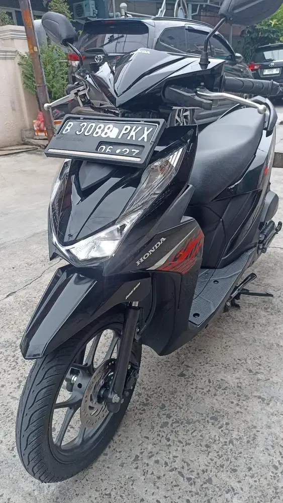 Honda beat LED tahun 2022.