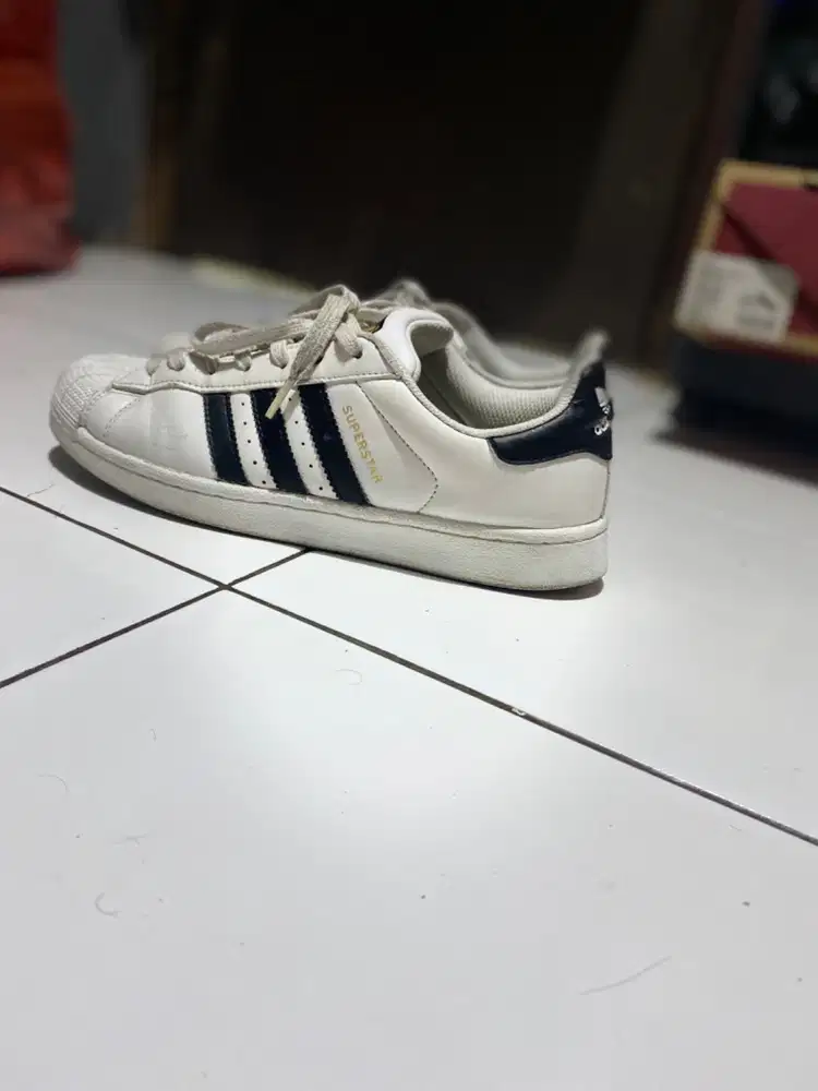 Adidas superstar