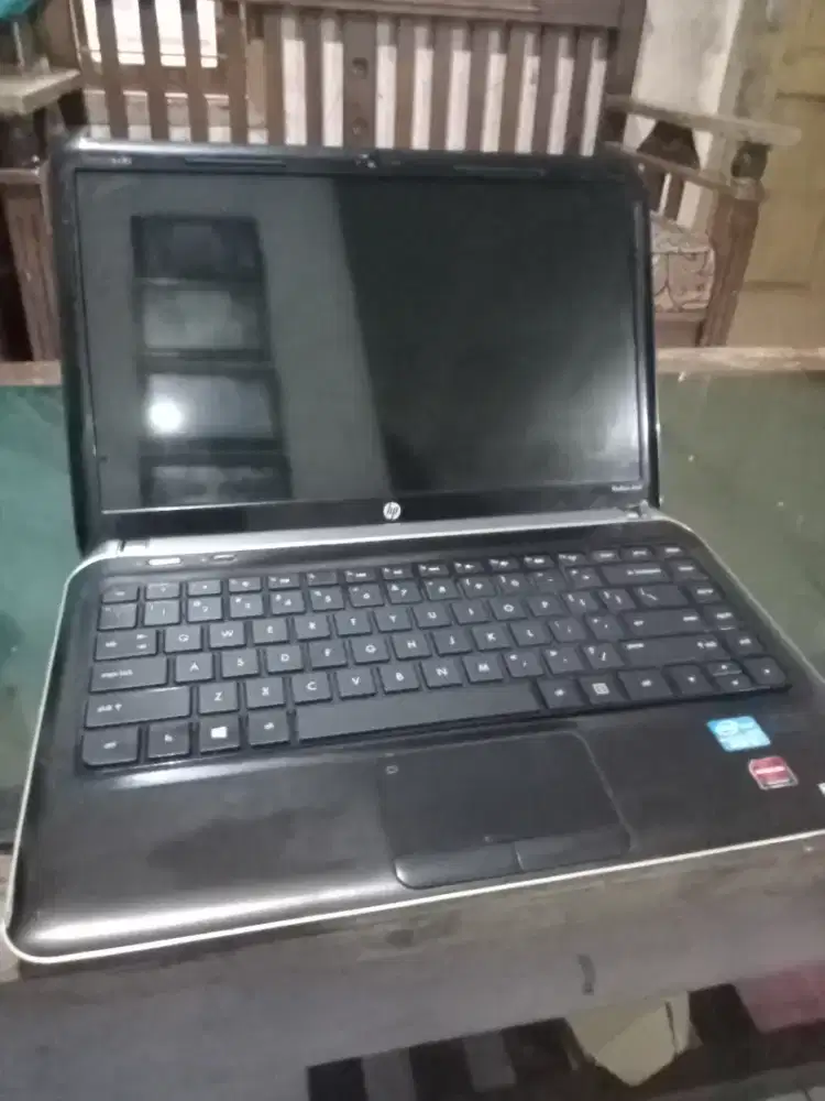 Laptop gaming HP Core i5 double VGA siap pakai