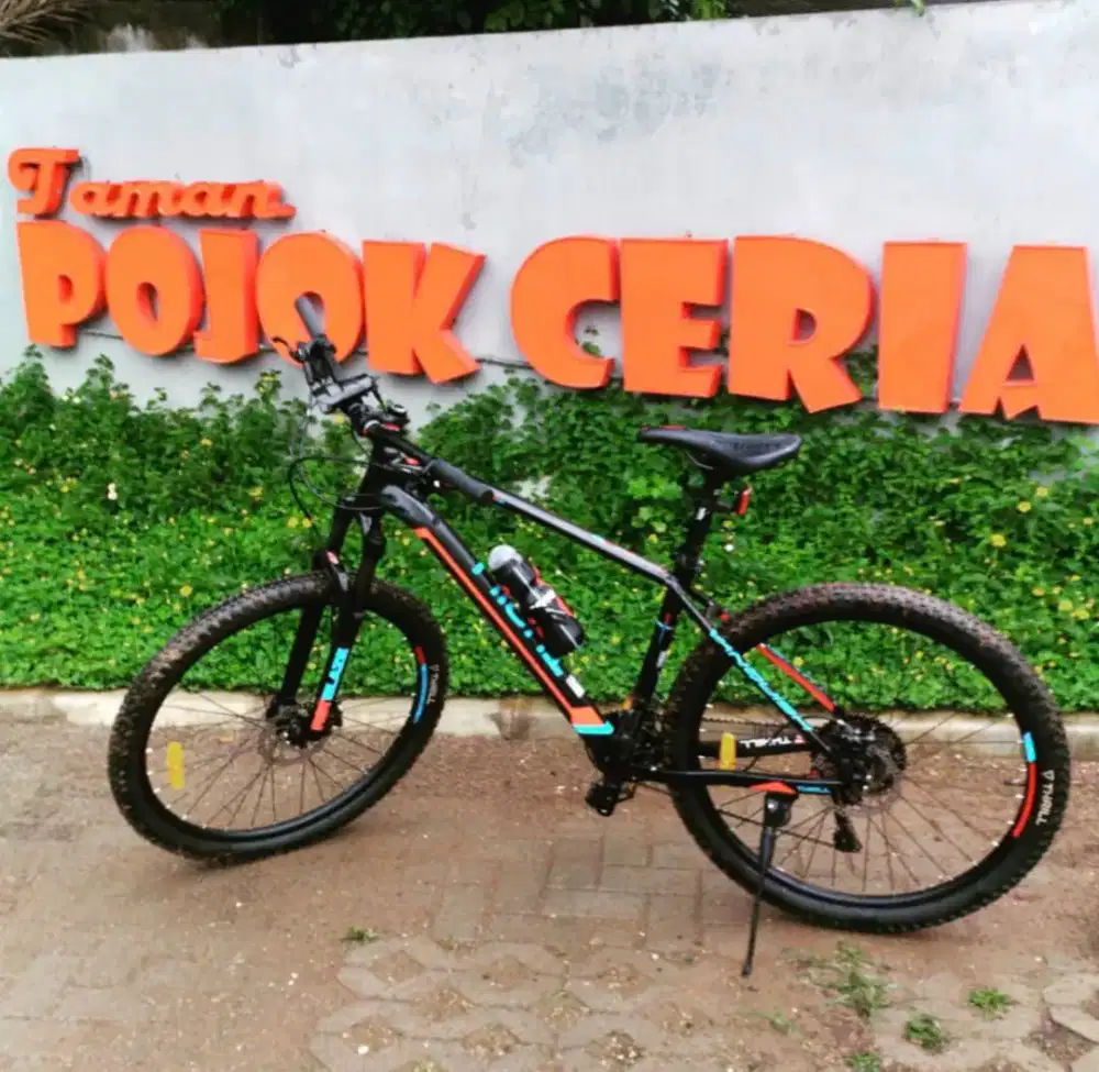 Sepeda thrill vanquish elite