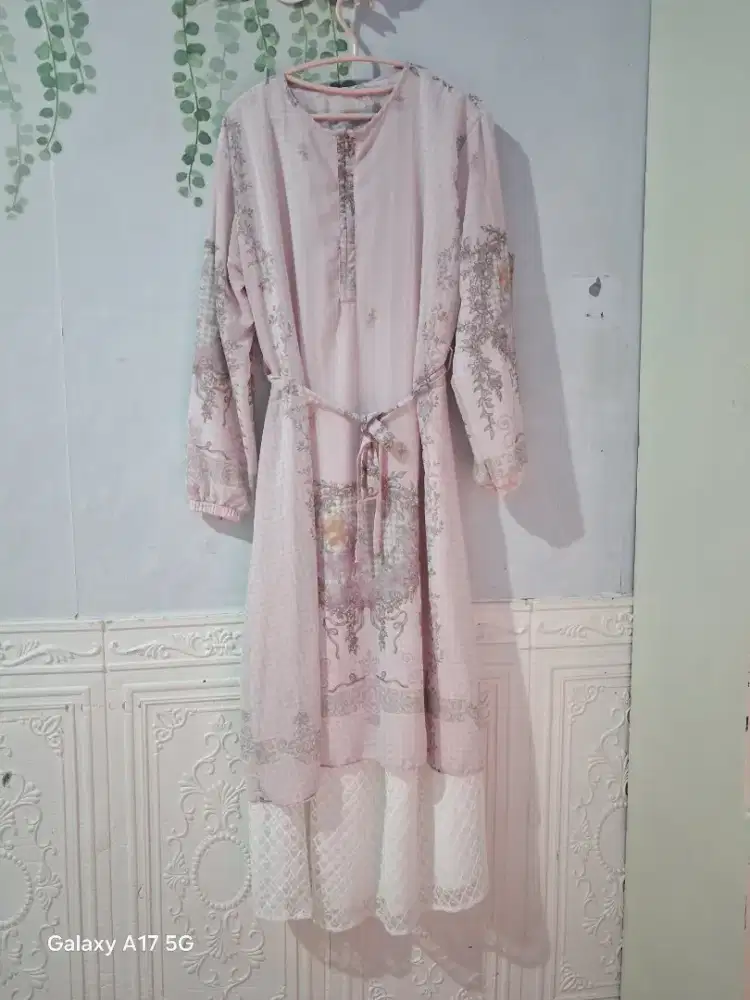 Gamis merek kamaluna