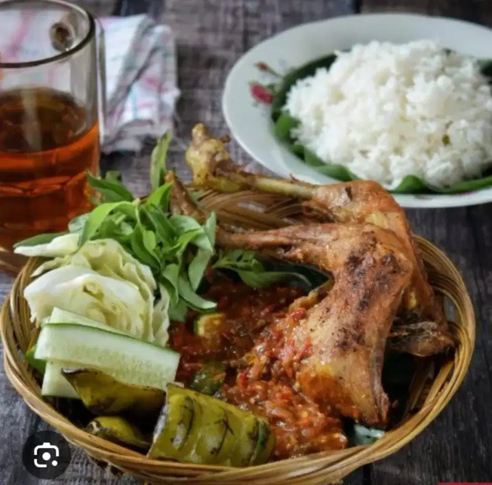 Dibutuhkan karyawan untuk pecel ayam