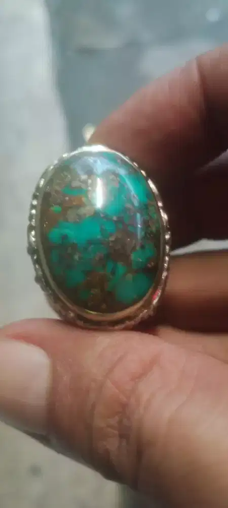 Batu pirus Persia lawasan jumbo