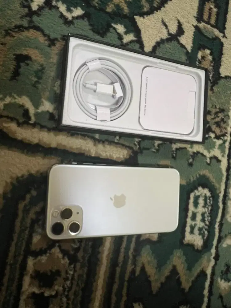 iphone 11 pro 256gb wajib murah 4H
