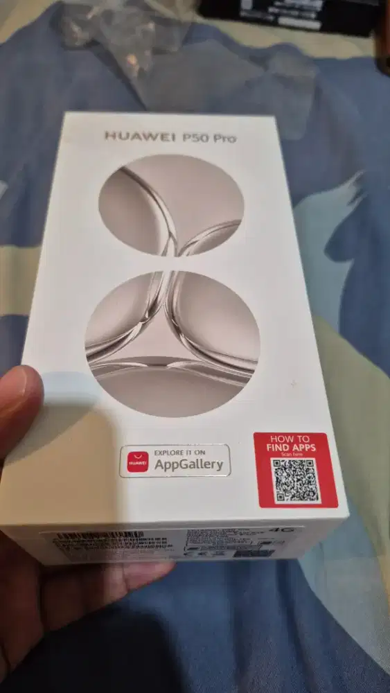 Huawei P50Pro, kondisi mulus dan berfungsi dengan baik. Kamera jernih