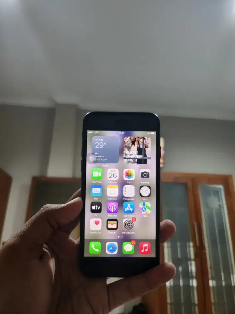 iPhone 8 64 GB Inter