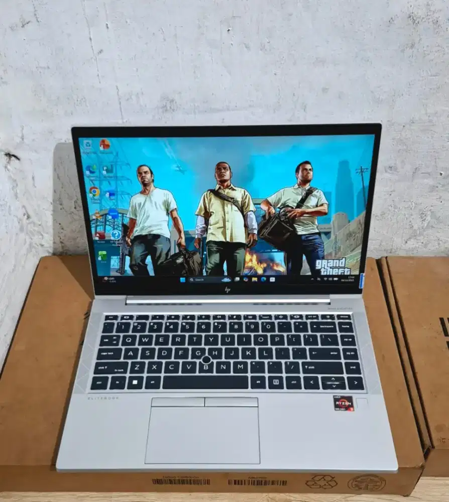 HP ELITEBOOK 845 G8
Ryzen 5 Pro 5650U Ram 16 SSD 256 FHD