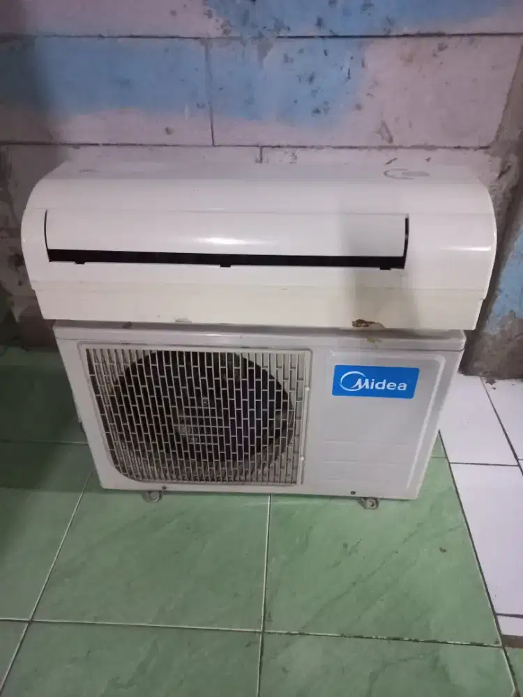 Ac midea ½pk dingin