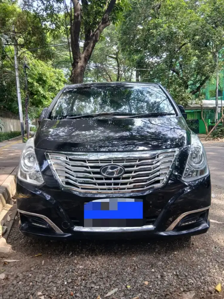 Hyundai H-1 2016 Bensin