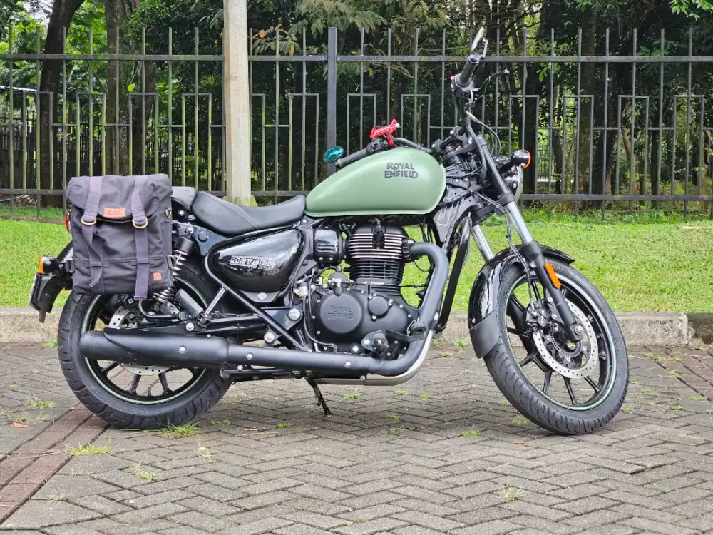 Royal Enfield Meteor 350 (2024)