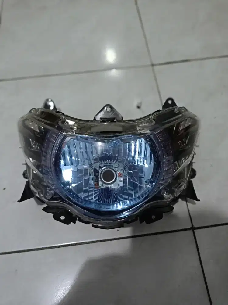 Lampu reflektor Yamaha XEON GT 125
