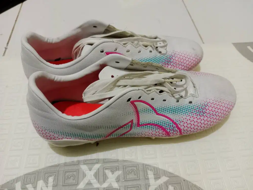 Sepatu bola ortuseight sirius FG uk 42