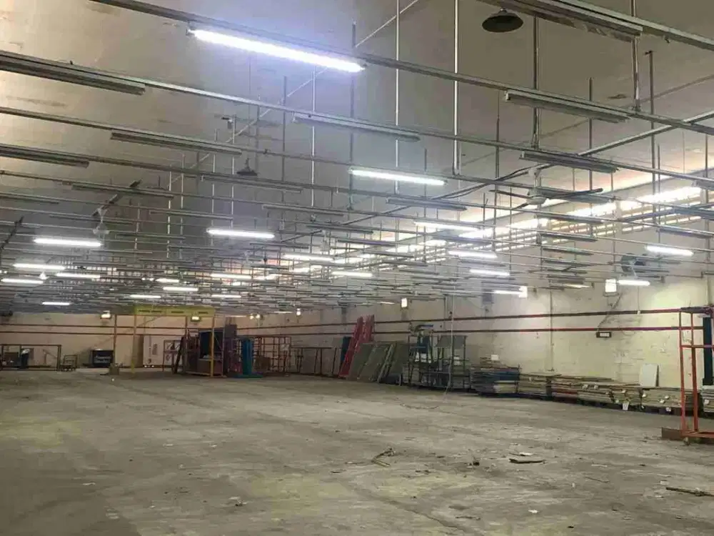 Dijual / Disewa Gudang Siap Pakai di Cileduk Jakarta Selatan