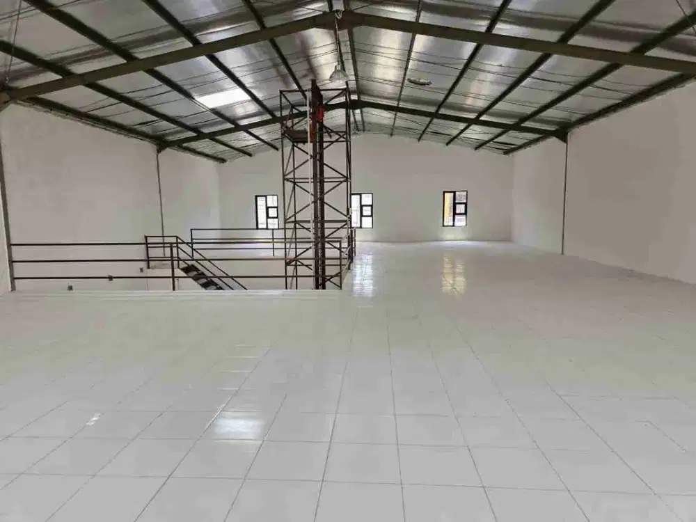 Di sewakan Gudang Multiguna