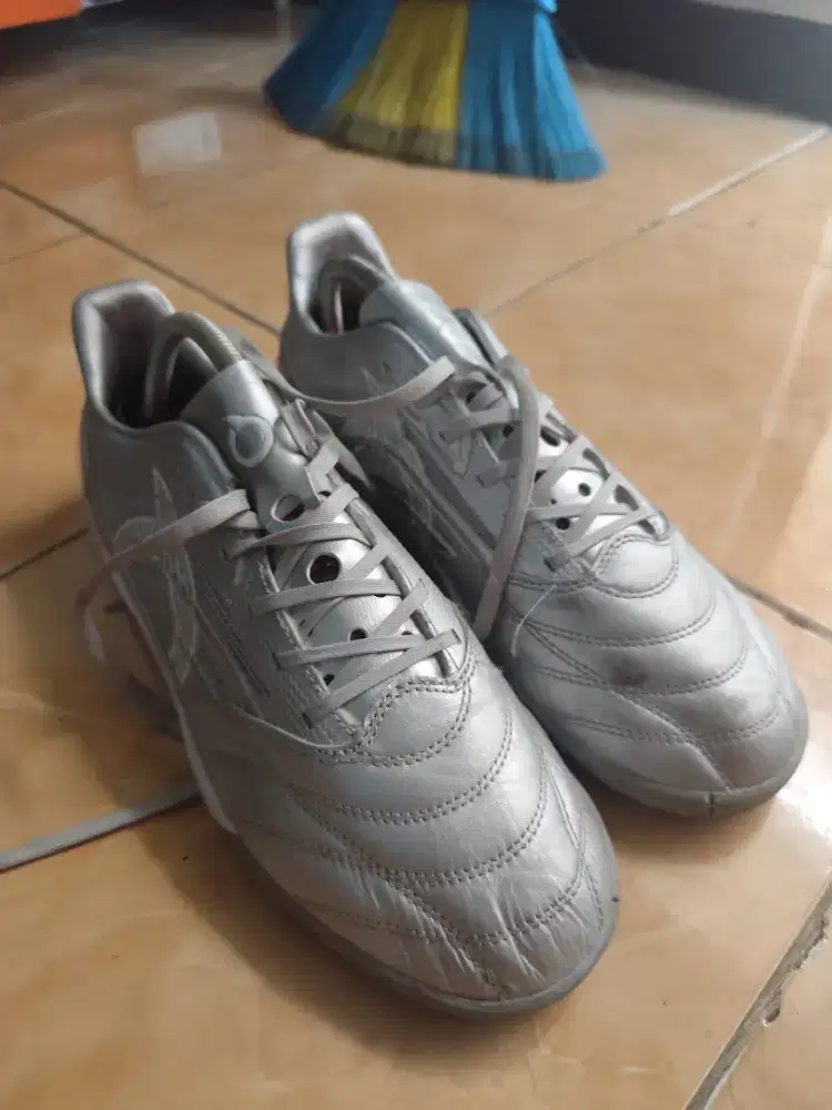 Sepatu futsal Ortuseigt