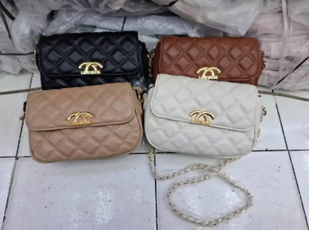 Jaga toko tas grosir