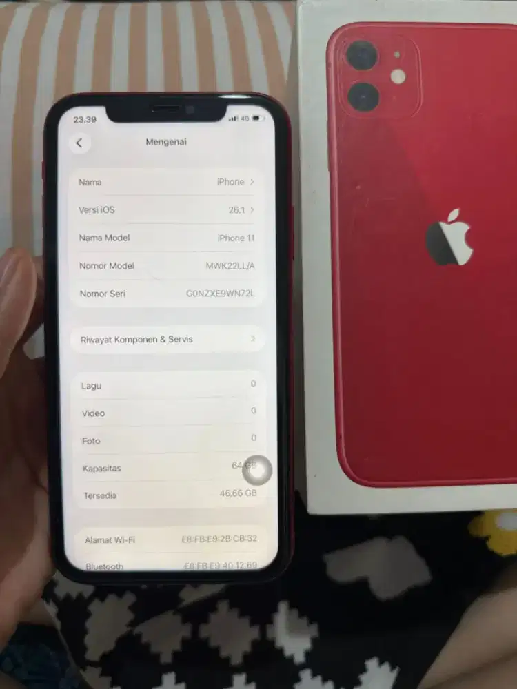 Iphone 11 64gb inter all operator bh 65% masih aman, lcd sudah ganti