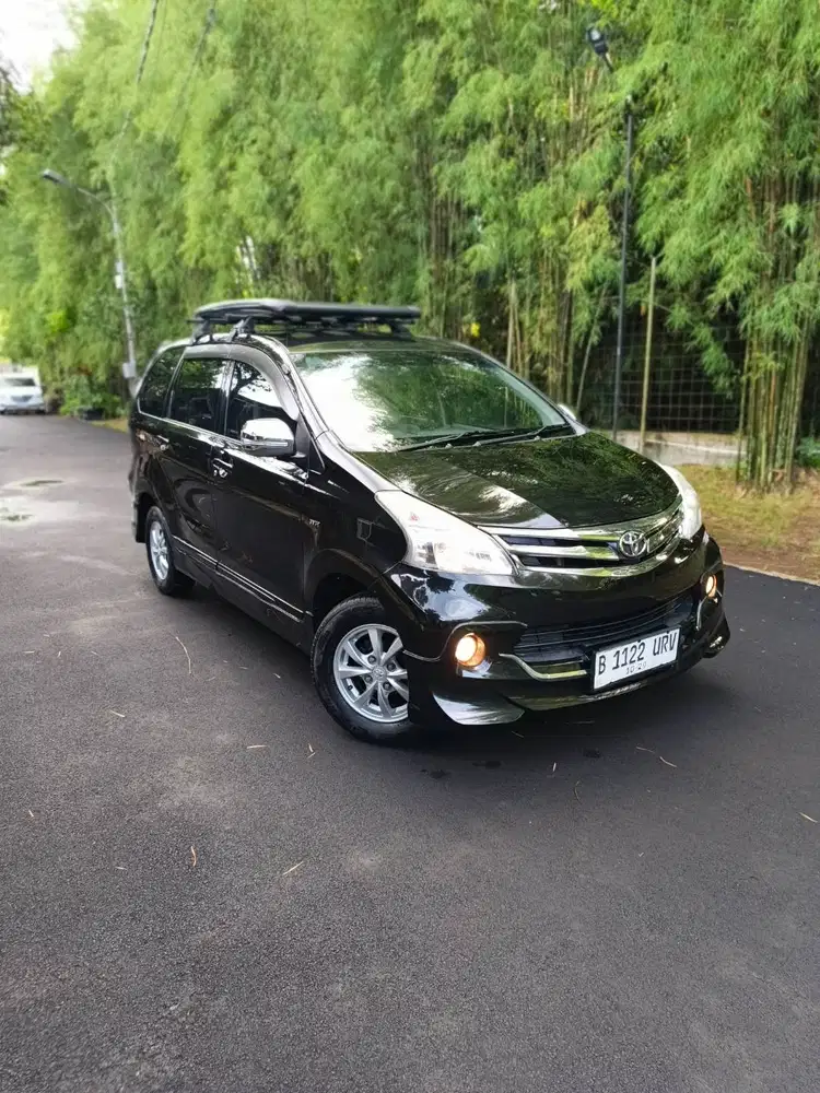 Avanza G luxury th2014 matik low km siap pakai