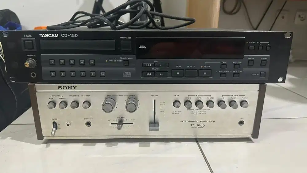 Jual Tascam CD450 + Sony TA 1066