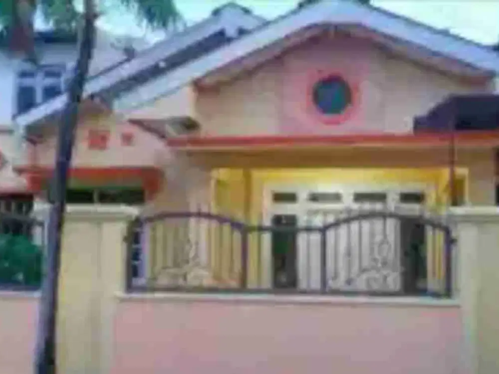 18. DISEWAKAN RUMAH DELTASARI INDAH MURAH WARU SIDOARJO